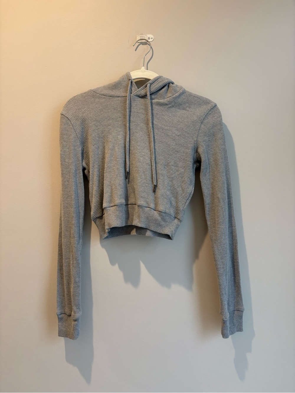 Cropped Waffle-Knit Hoodie - Light Gray